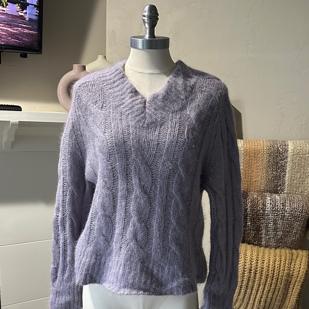 Lavender V-Neck Sweater
